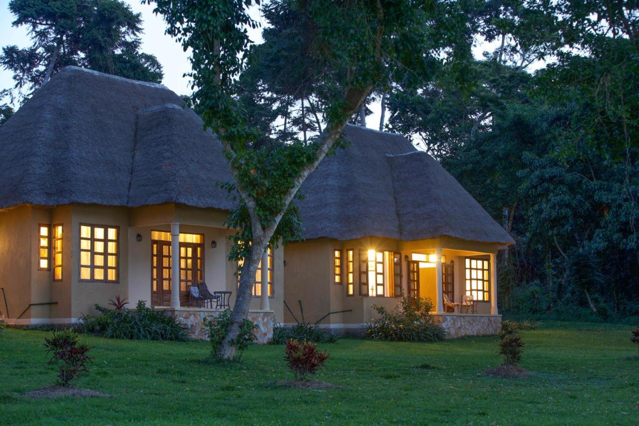 Brovad Sands Lodge Kalangala المظهر الخارجي الصورة