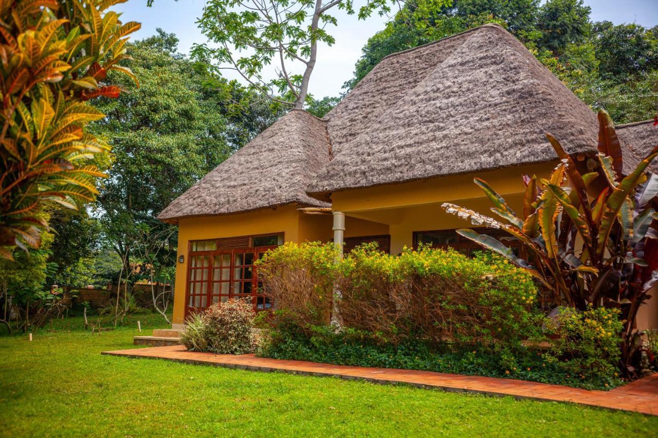 Brovad Sands Lodge Kalangala المظهر الخارجي الصورة