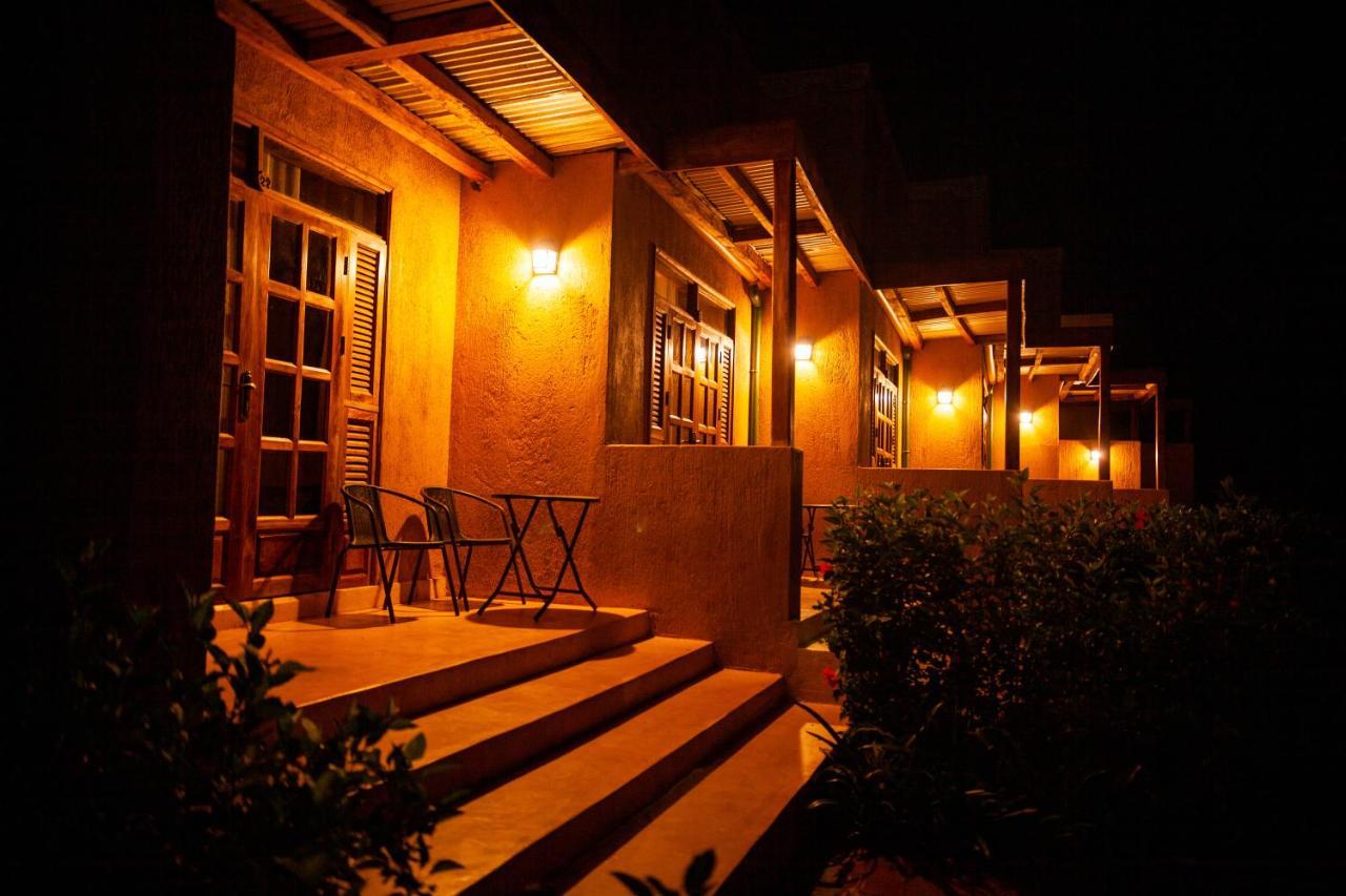 Brovad Sands Lodge Kalangala المظهر الخارجي الصورة