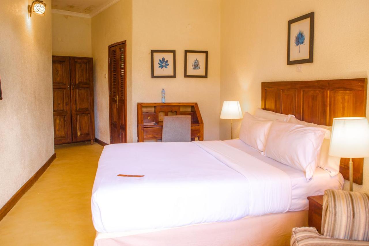 Brovad Sands Lodge Kalangala المظهر الخارجي الصورة