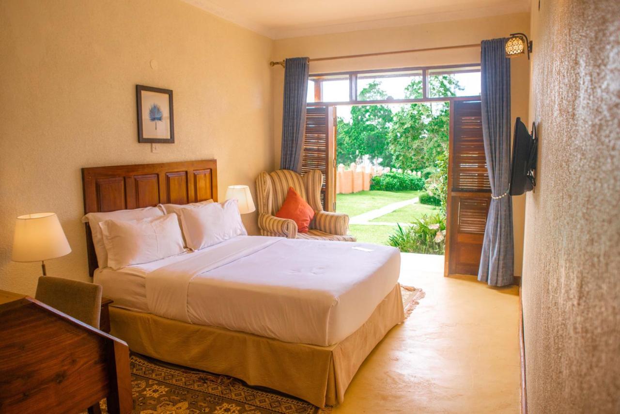 Brovad Sands Lodge Kalangala المظهر الخارجي الصورة