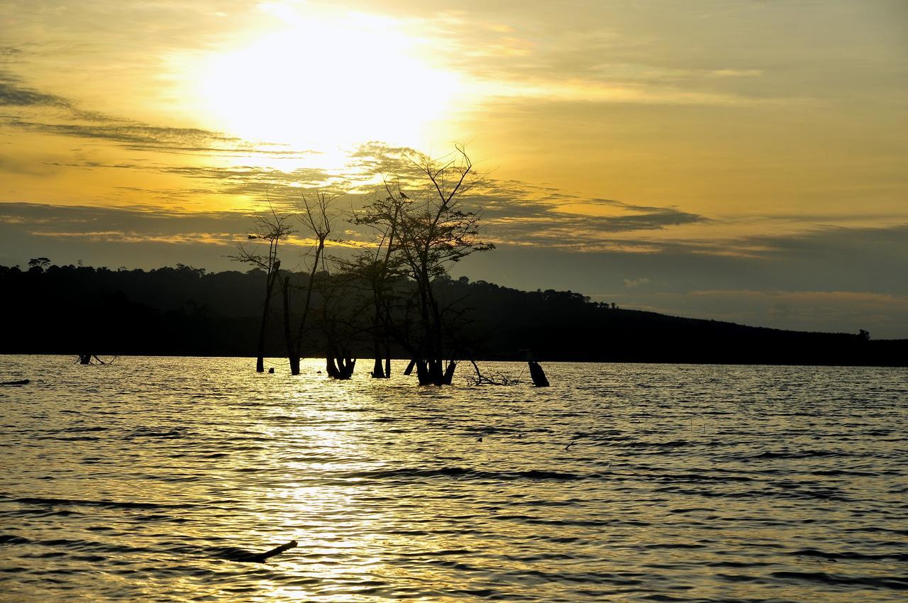 Brovad Sands Lodge Kalangala المظهر الخارجي الصورة